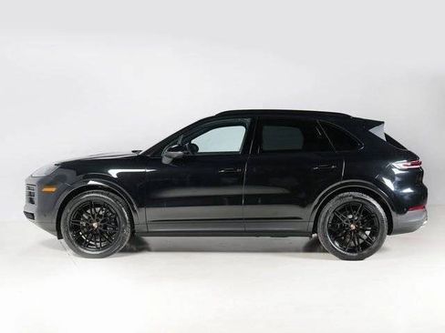 New 2026 Porsche Cayenne AWD/4WD image 2