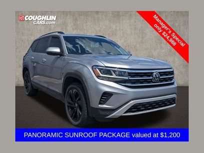 Used 2023 Volkswagen Atlas SE w/ Panoramic Sunroof Package