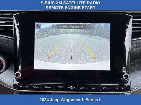 Used 2024 Jeep Wagoneer L Series II image 5