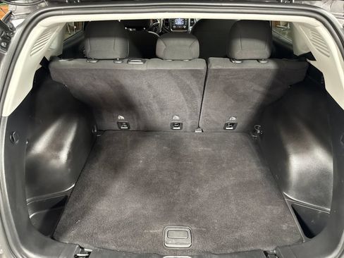 Used 2018 Jeep Compass Sport FWD image 26