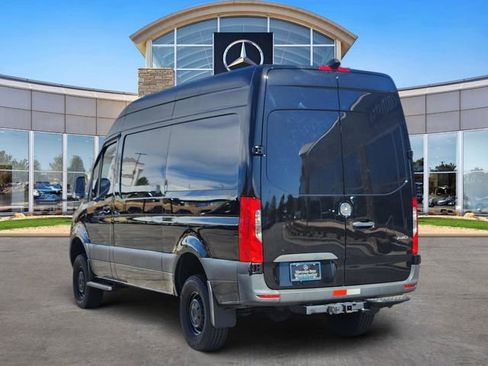 Used 2024 Mercedes-Benz Sprinter 2500 w/ Acoustic Package image 3