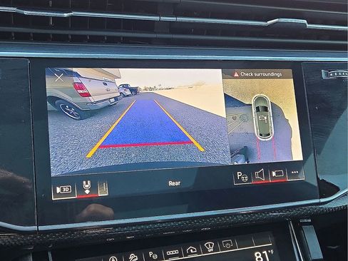 Used 2023 Audi SQ8 Prestige w/ Prestige Package image 27