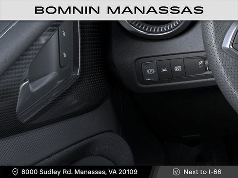 New 2025 Chevrolet Blazer EV LT image 22