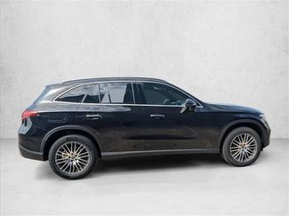 Used 2026 Mercedes-Benz GLC 300 video 4
