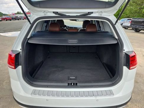 Used 2019 Volkswagen Golf Alltrack SEL AWD/4WD image 46