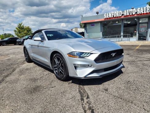 Used 2019 Ford Mustang Premium RWD image 12