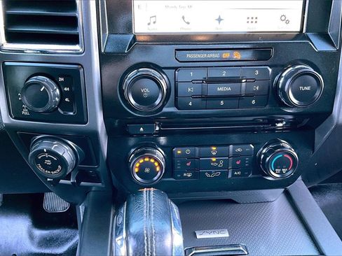 Used 2016 Ford F150 XLT w/ Equipment Group 302A Luxury image 16