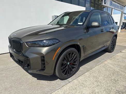 New 2026 BMW X5 xDrive40i w/ M Sport Package AWD/4WD image 1