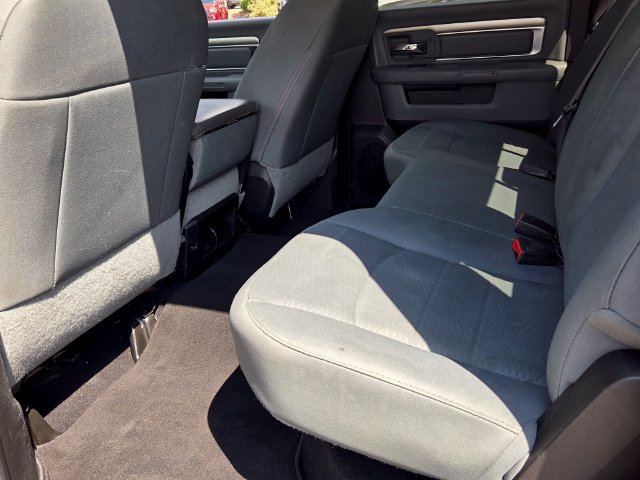Used 2020 RAM 1500 Classic SLT RWD image 8