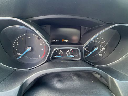 Used 2017 Ford Focus Titanium FWD image 11
