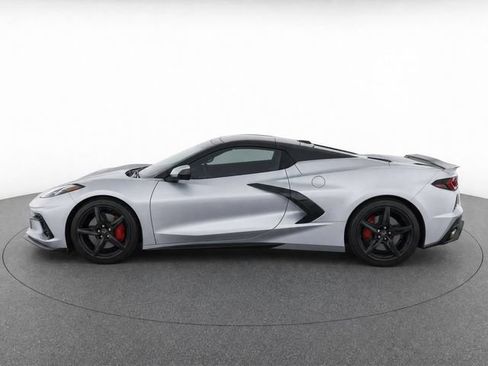 Used 2021 Chevrolet Corvette Stingray Preferred Conv w/ Z51 Performance Package RWD image 3