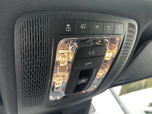 Certified 2025 Mercedes-Benz GLA 250 image 32