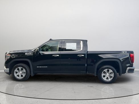 Certified 2025 GMC Sierra 1500 SLT AWD/4WD image 6