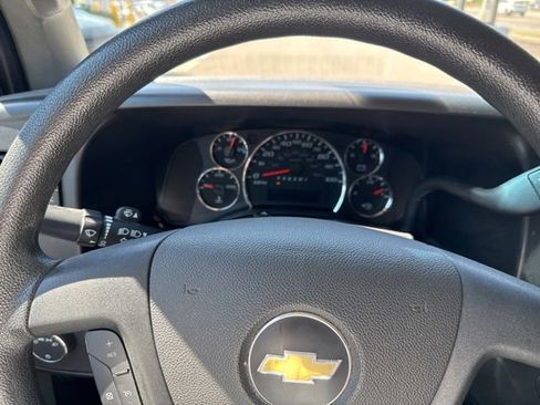 Used 2024 Chevrolet Express 2500 w/ Driver Convenience Package RWD image 30
