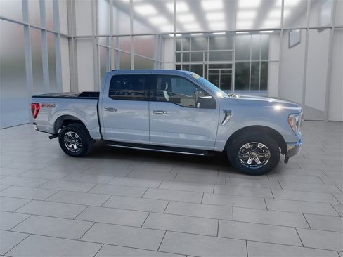 Used 2022 Ford F150 XLT w/ Equipment Group 302A High image 9