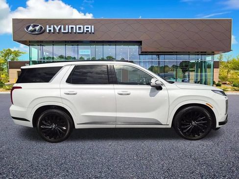 Used 2024 Hyundai Palisade Calligraphy AWD/4WD image 5