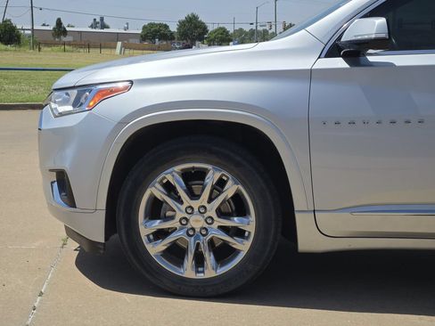 Used 2020 Chevrolet Traverse High Country AWD/4WD image 30