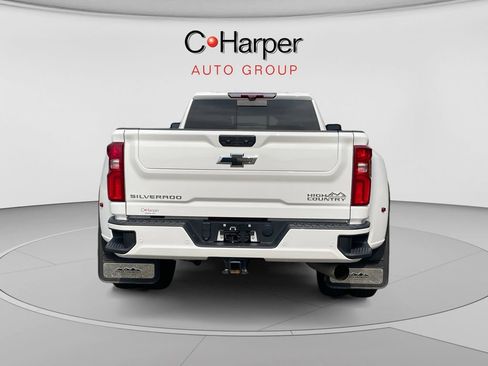 Certified 2024 Chevrolet Silverado 3500 High Country w/ High Country Premium Package AWD/4WD image 4