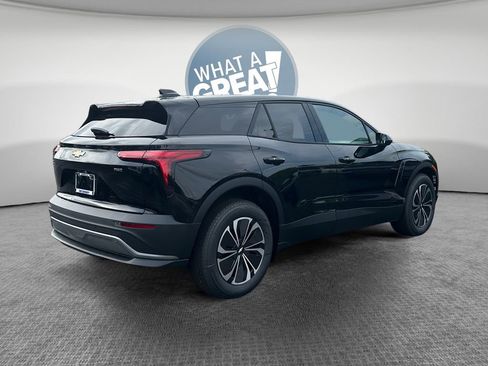 New 2025 Chevrolet Blazer EV LT image 3