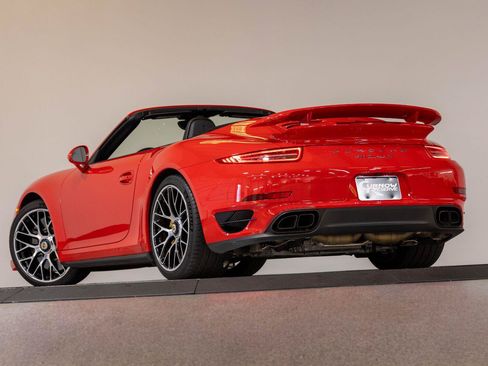 Used 2015 Porsche 911 Turbo S AWD/4WD image 37