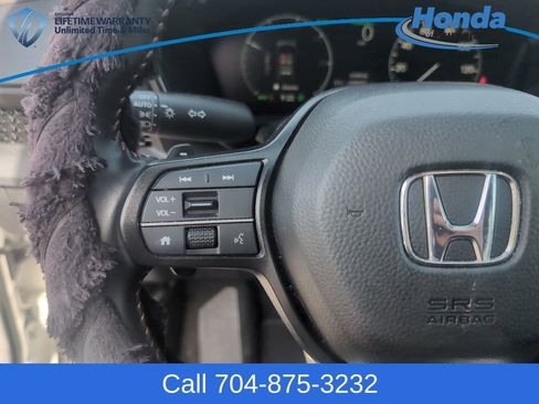 Used 2025 Honda CR-V Sport-L image 22
