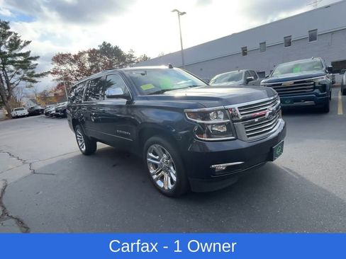 Certified 2020 Chevrolet Suburban Premier w/ Premier Plus Edition image 2