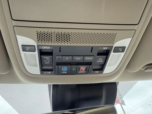Used 2020 Acura MDX w/ Technology & Entertainment AWD/4WD image 27