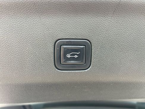 Used 2022 Cadillac Escalade Sport image 33