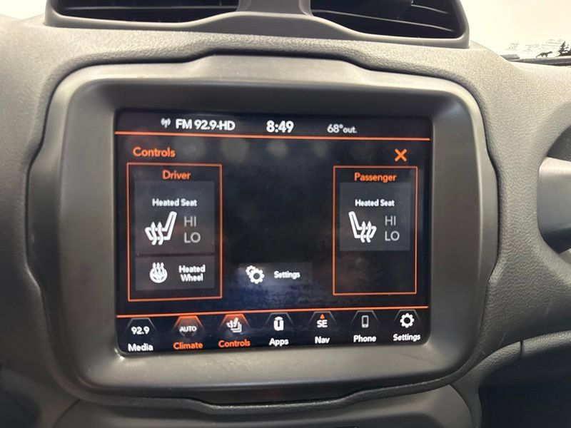 Used 2020 Jeep Renegade Trailhawk w/ Premium Leather Group AWD/4WD image 30