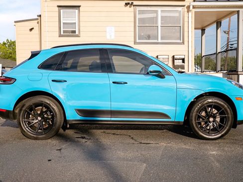 Used 2021 Porsche Macan AWD/4WD image 7