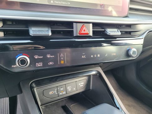 Used 2025 Kia K5 GT w/ GT1 Package FWD image 19