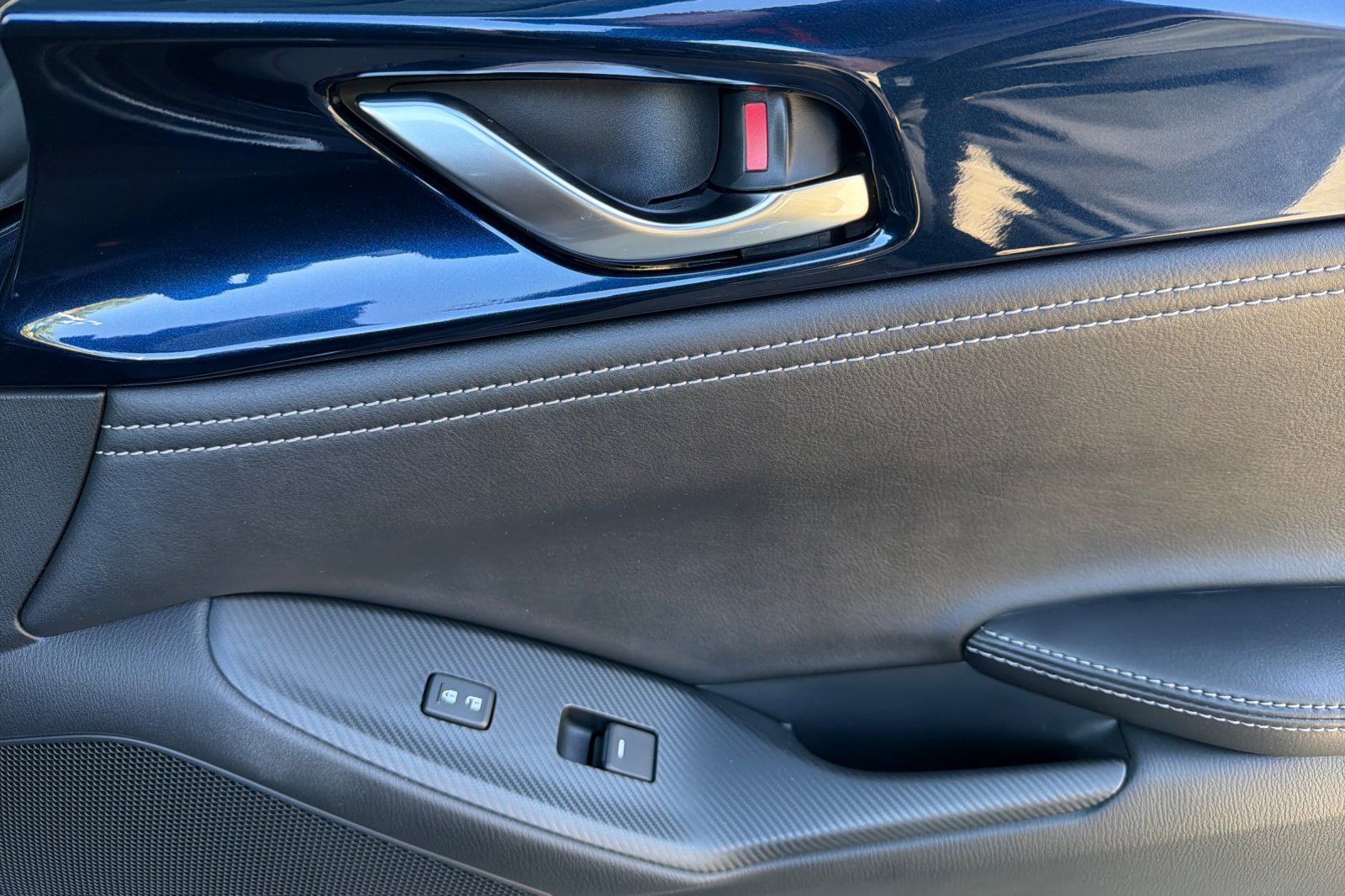 New 2026 MAZDA MX-5 Miata Club w/ Appearance Package RWD image 19