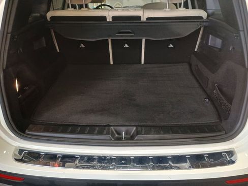 Certified 2021 Mercedes-Benz GLB 250 4MATIC image 19