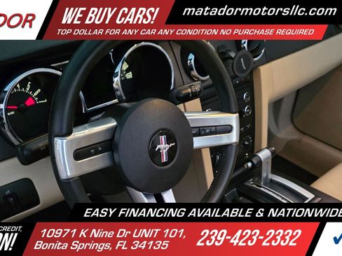 Used 2008 Ford Mustang Deluxe Convertible RWD image 11