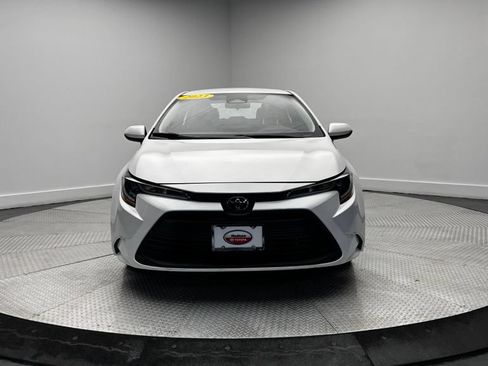 Used 2026 Toyota Corolla LE FWD image 34