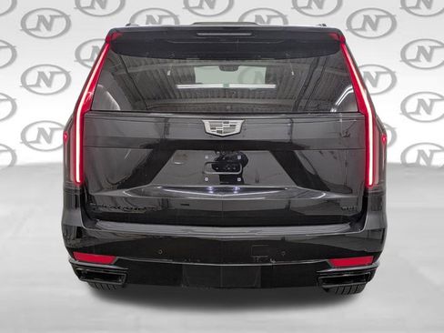 Used 2023 Cadillac Escalade Sport w/ LPO, ONYX Package AWD/4WD image 21