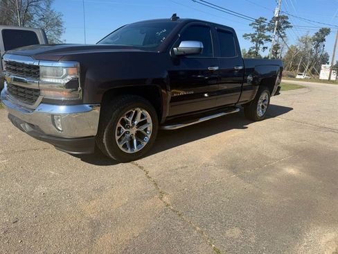 Used 2016 Chevrolet Silverado 1500 LT w/ All Star Edition image 3
