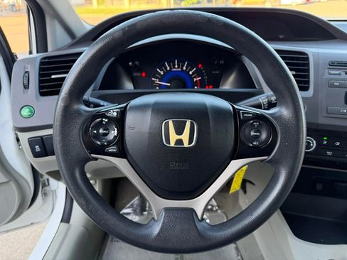 Used 2012 Honda Civic LX image 17