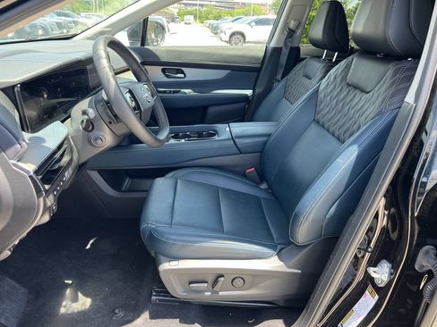 Used 2025 Nissan Murano Platinum w/ Cargo Package AWD/4WD image 10
