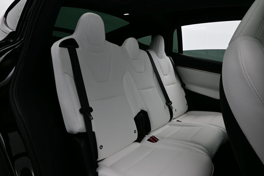 Used 2023 Tesla Model X AWD/4WD image 15