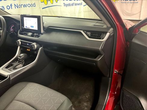 Used 2023 Toyota RAV4 XLE image 13
