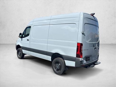 Used 2026 Mercedes-Benz Sprinter 2500 image 9
