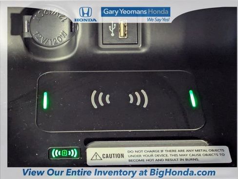 Used 2024 Toyota RAV4 AWD Hybrid image 29