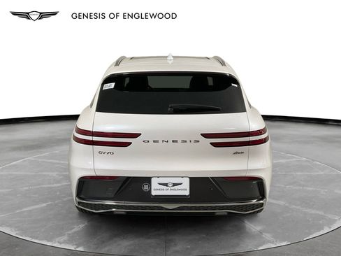 Used 2026 Genesis GV70 2.5T Advanced image 6