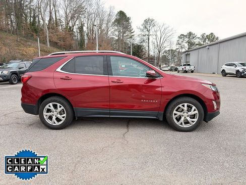 Used 2020 Chevrolet Equinox LT image 2