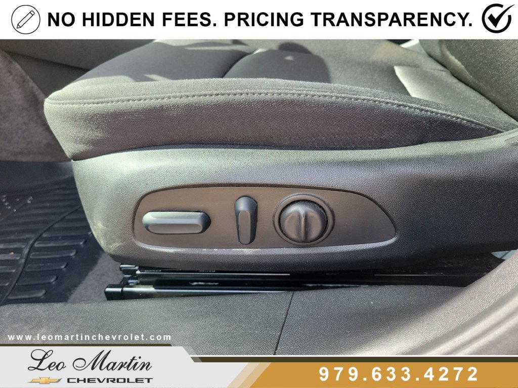 Used 2025 Chevrolet Malibu RS FWD image 13