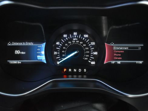 Used 2016 Ford Fusion Titanium image 31