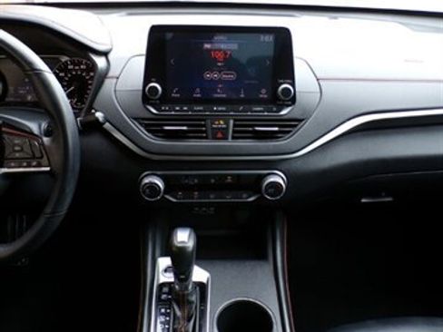 Used 2021 Nissan Altima 2.5 SR FWD image 35