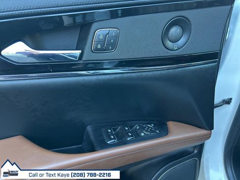 Used 2021 Lincoln Nautilus Reserve image 19