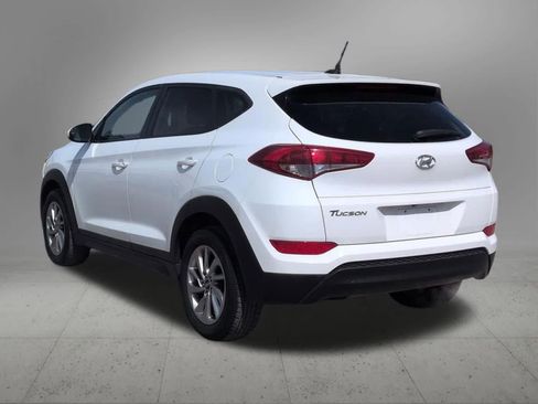 Used 2017 Hyundai Tucson SE FWD image 4